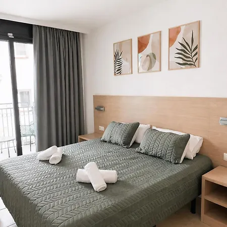 Apartman Costa Beach, Pool And Parking